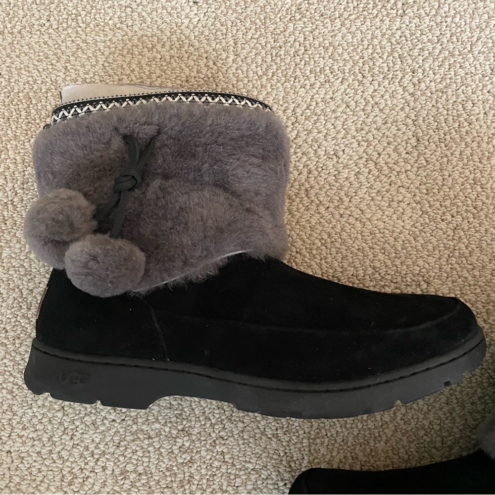 UGG Brie Waterproof Suede Boots Black w/ Pom Poms Women’s size 11 - Picture 6 of 13